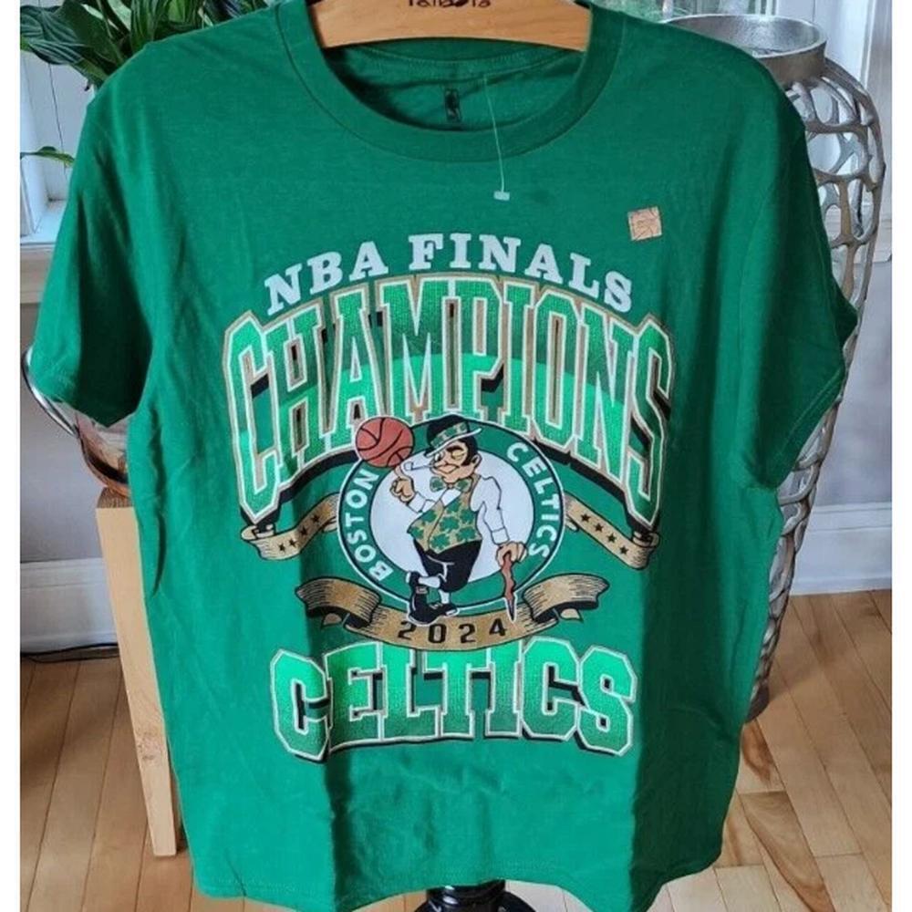Boston Celtics   Finals Champions Men M L T-Shirt Green Lucky Leprechaun